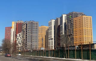 Продаж 1-кімнатної квартири в ЖК Світлопарк біля метро Видубичі