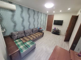 Продам 2 кімнатну квартиру метро Індустріальна, ХТЗ