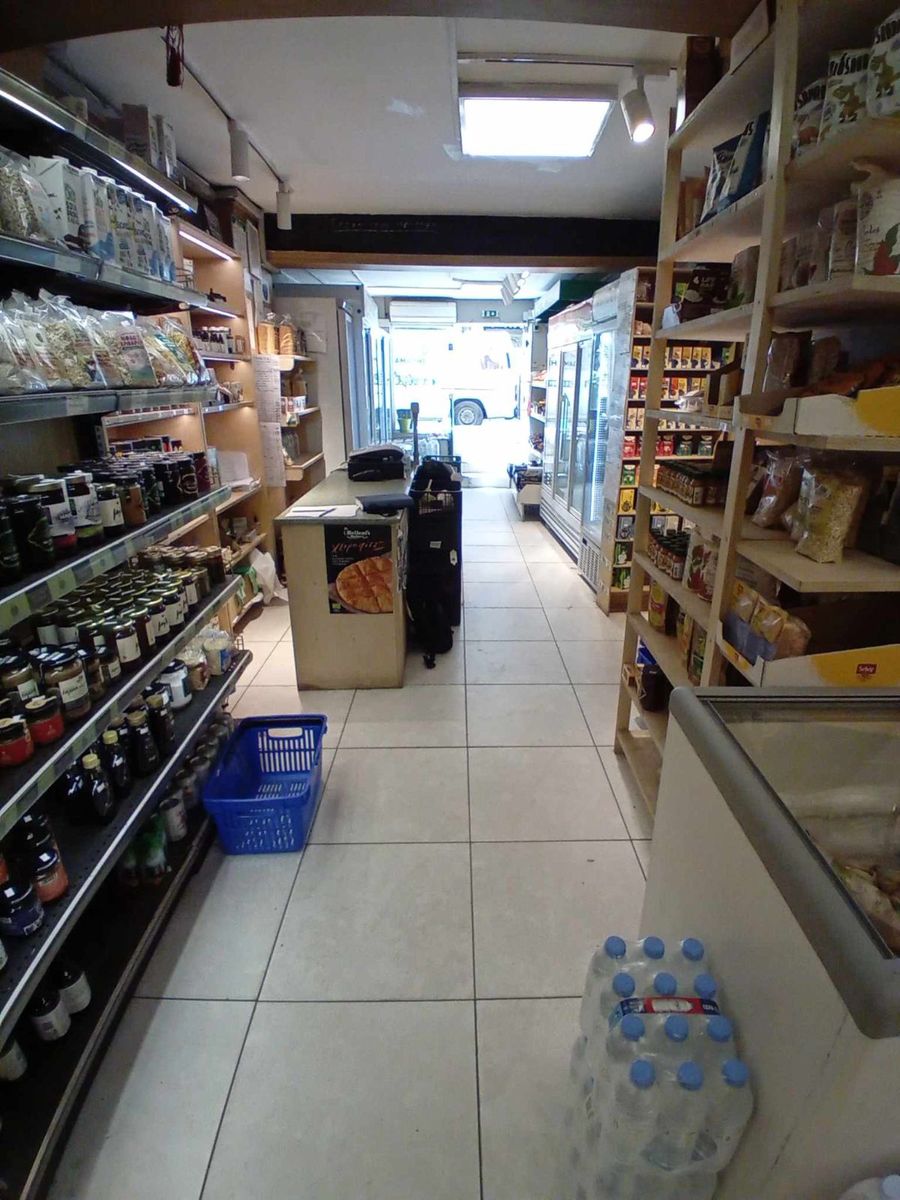 65 m² Store