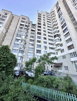 Продаж 3-кімнатна квартира 98,2 м² | Ліс, озеро, паркінг | Академмістечко