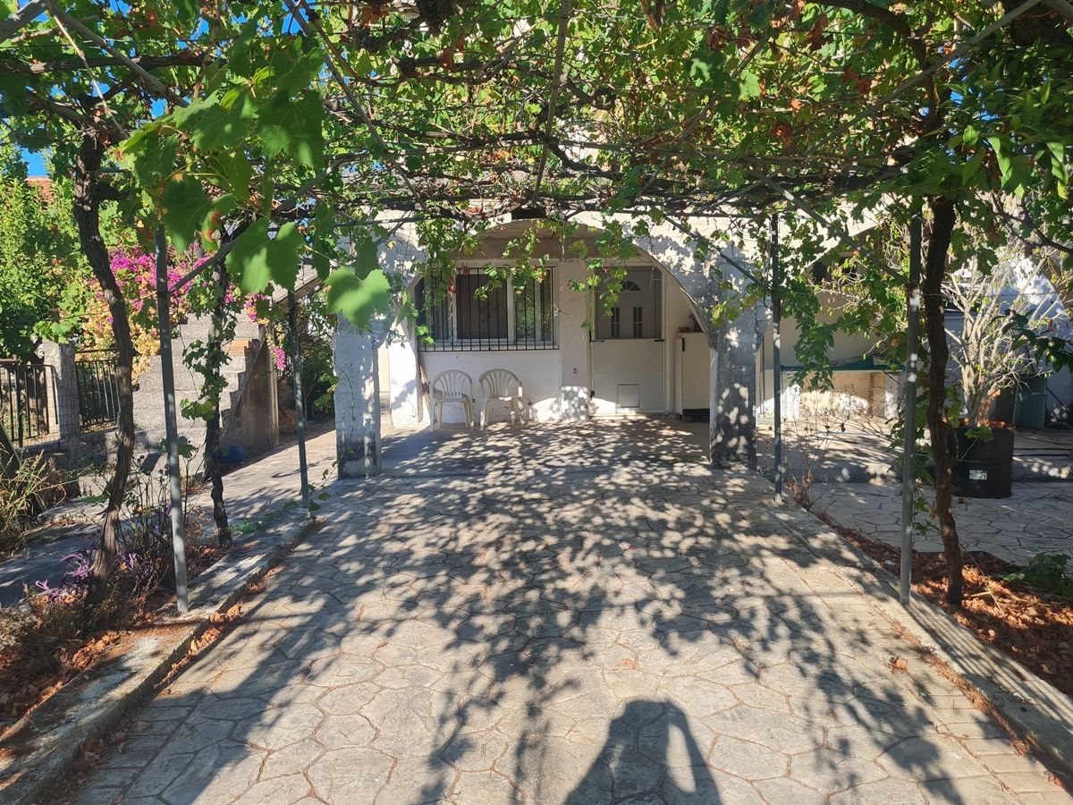 Μονοκατοικία 112τ.μ.