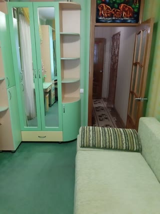 продам 2х кімнатну квартиру