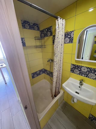 For Sale Studio Apartment in Vorobyovy Gory, Saltivka