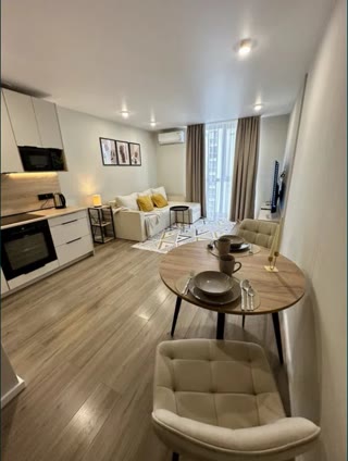 Продаж квартири-студії 27,2 м² | вул. Рудненська 8К | ЖК Riel City | Авторський ремонт