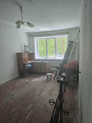 Продам 2-х кімнатну кв. у Індустріальному районі Харкова