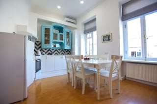 Продажа 4-комнатной квартиры в Сололаки