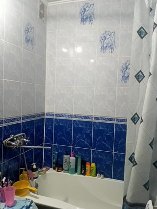 Продам квартиру трёх комнатную