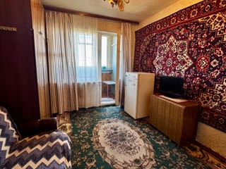 Продається 3-кімнатна квартира, метро Теремки