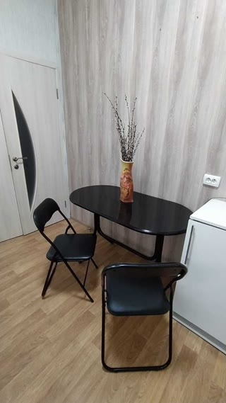 Продам 1к квартиру Центральний Ринок, Локомотив