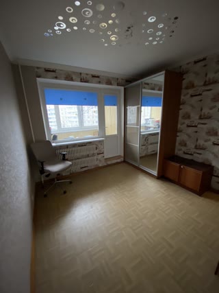 Продам 3-х кімнатну квартиру, Холодна гора