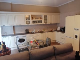 90 m² Apartment
