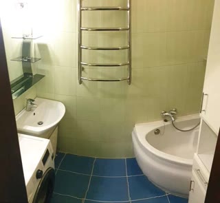 Продам 2 комн.кв. в сталинке, Центр, м. Пл.Конституції