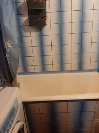 Продам 3к кв. недалеко от метро Холодна Гора