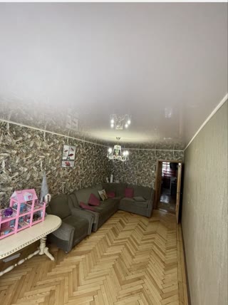 For Sale 4-room Apartment Saltivka, 533 Microdistrict