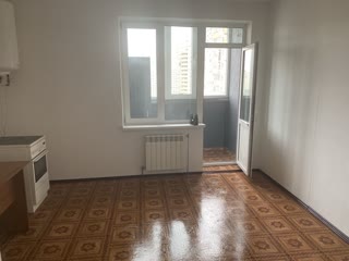 Продаж 3- кімнатної квартири біля ТРЦ River Mall