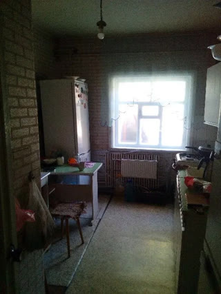 Продам уютний будинок в смт Високий