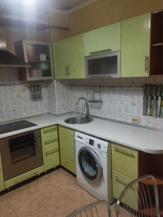For Sale 4-Room Apartment Horizon