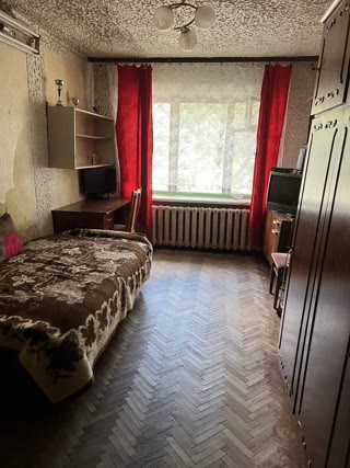 Продаж 2-кімнатної квартири на вул. Пасічній