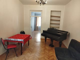 ქირავდება ბინა სართული 2/2