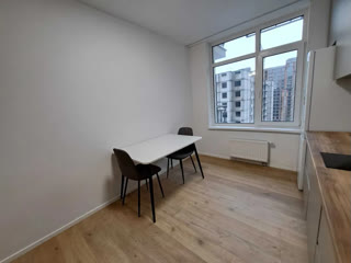 Продається 1-кімнатна квартира, 44 м² в ЖК "Кришталеві Джерела"