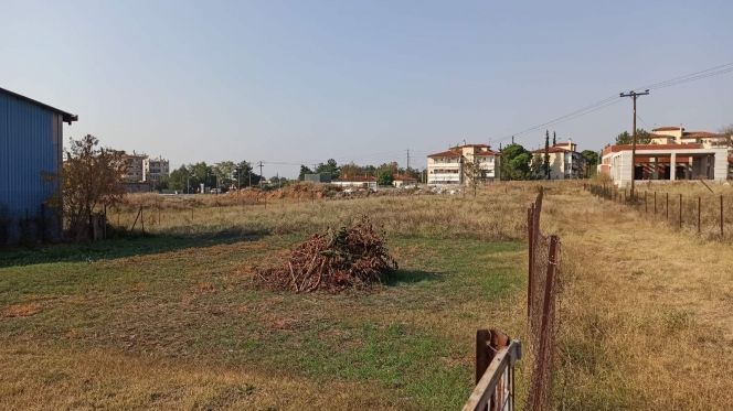 Участок 1030 м²