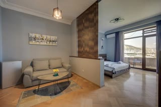 В Авлабари продается отель на 16 номеров.
