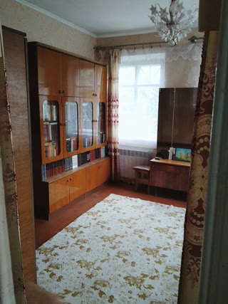 Продам 2 этажный дом на участке 15 соток в
