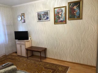 Продаж 1-кімнатна квартира на Троєщені
