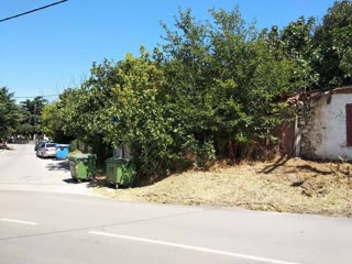 1610 m² Plot