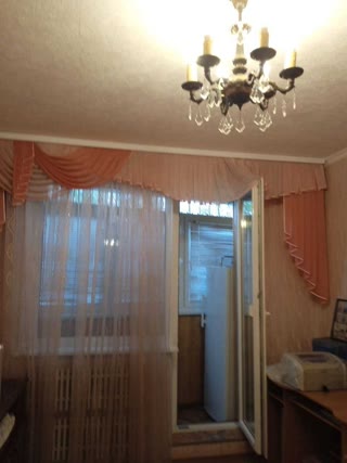 Продам 2 к.квартиру Рогань