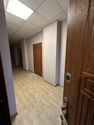 Продам гостинку ХТЗ Індустріальна
