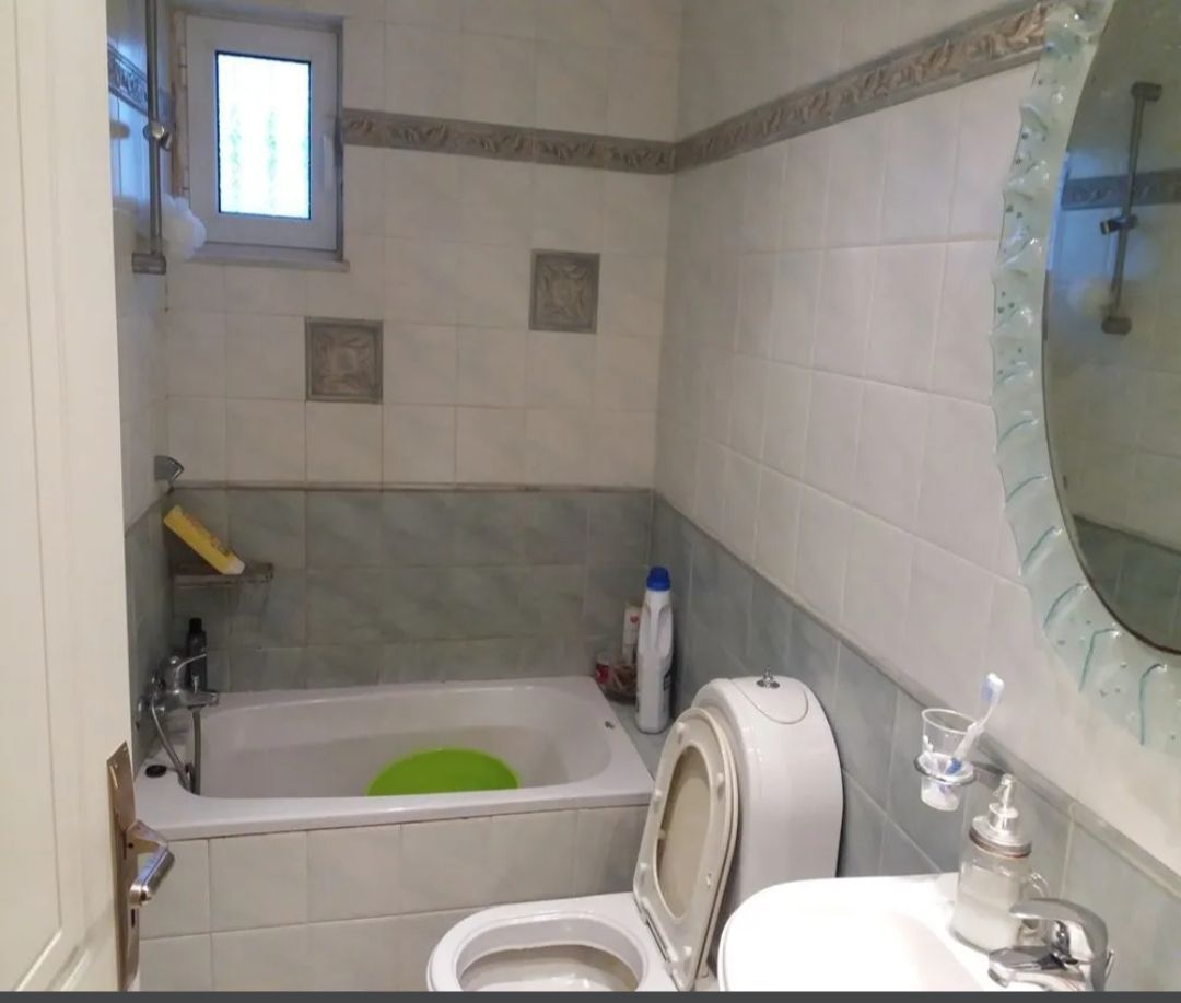 240 m² Detached House