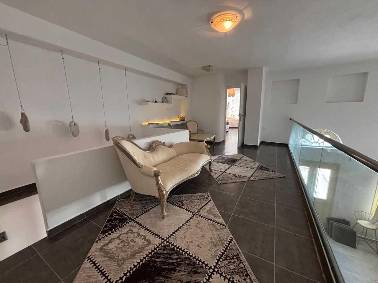 196 m² Maisonette