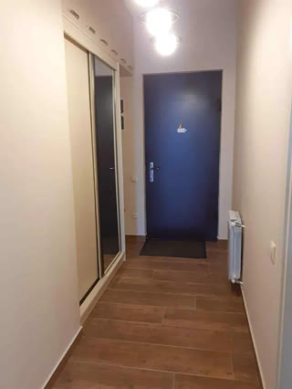იყიდება 3 ოთახიანი ბინა ბათუმში
