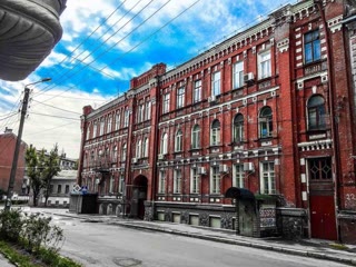 Продам цокольне приміщення під офіс поруч з центром