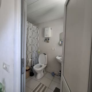 Charming Private House for Sale in the Heart of Old Tbilisi – Metekhi Street.