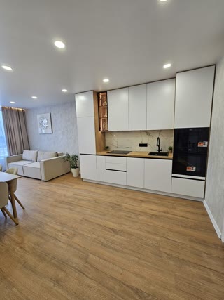 Продаж 1-кімнаної квартири в ЖК Варшавський-3