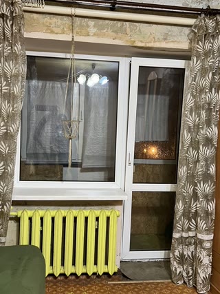 Продам 1 кімнатну квартиру на Нових Будинках