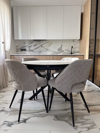 Продаж 2-кімнатної квартири ЖК West House, біля метро Деміївська