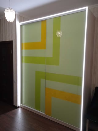 Продаж 3-кімнатна квартира в Центрі Київа біля метро Печерська