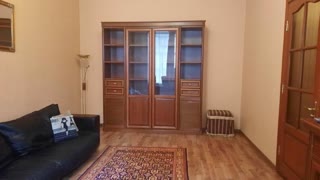 Продається 2-х кімнатна квартира по вул. Саксаганського