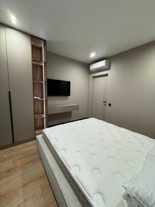 Продаж 2-кімнатної квартири в ЖК Варшавський 2