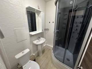 Продається 1-кімнатна «сталінка» в центрі Києва біля метро Лук’янівка