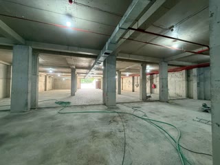 Сдаётся в аренду объект площадью 1100 кв. м, который подходит под склад или детейлинг