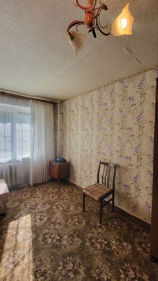 Продам 1 кімнатну квартиру на Нових Будинках