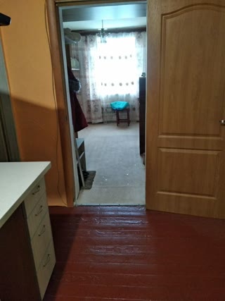 Продам гостинку в районі Metro, Основа