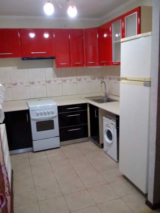 Продам 1 к квартиру метро Індустріальна