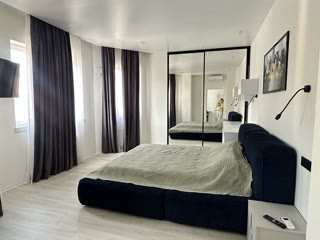 Продам 2х кімнатну квартиру, Центр
