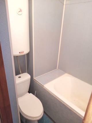 Продам двокімнатну квартиру