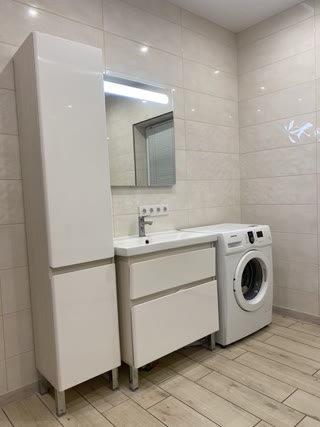 У продажу будинок, 120 кв ділянка 6 соток який зайняв вигідне місце по вул